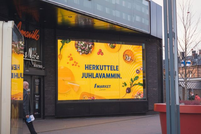 cinstar p6.2 shopping mall led display screen entrance